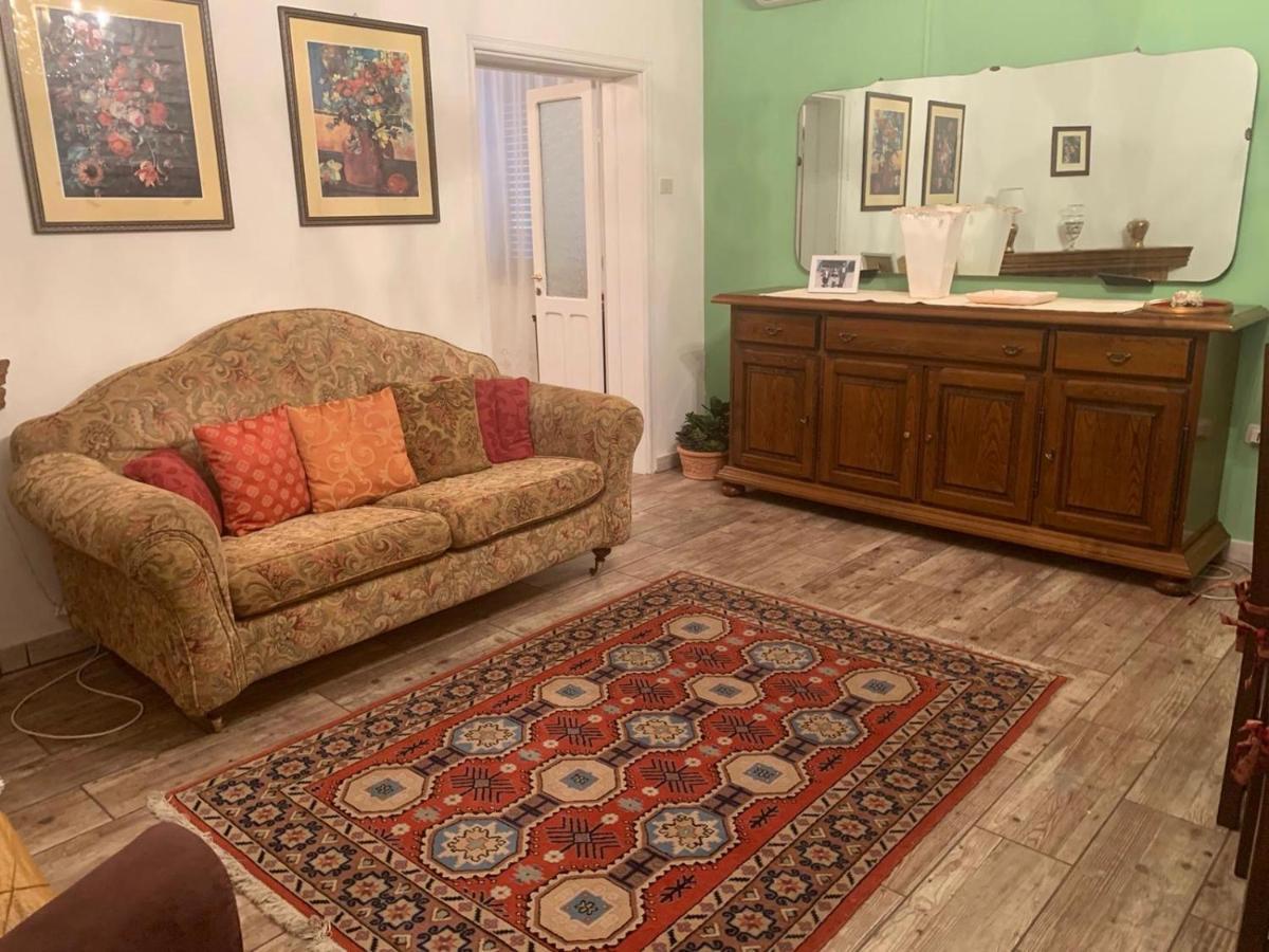 Casa Caterina In Centro Daire Sindia Dış mekan fotoğraf