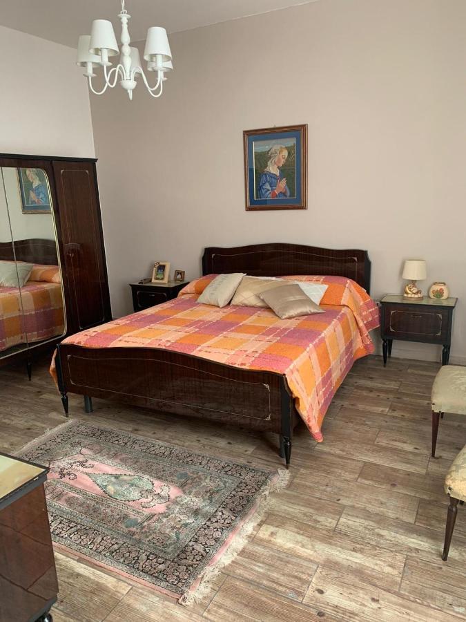 Casa Caterina In Centro Daire Sindia Dış mekan fotoğraf