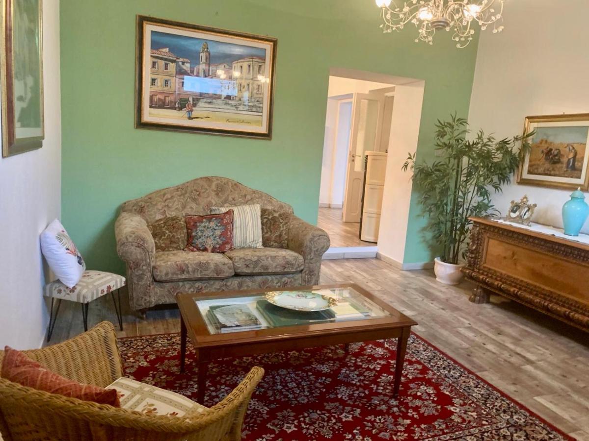 Casa Caterina In Centro Daire Sindia Dış mekan fotoğraf